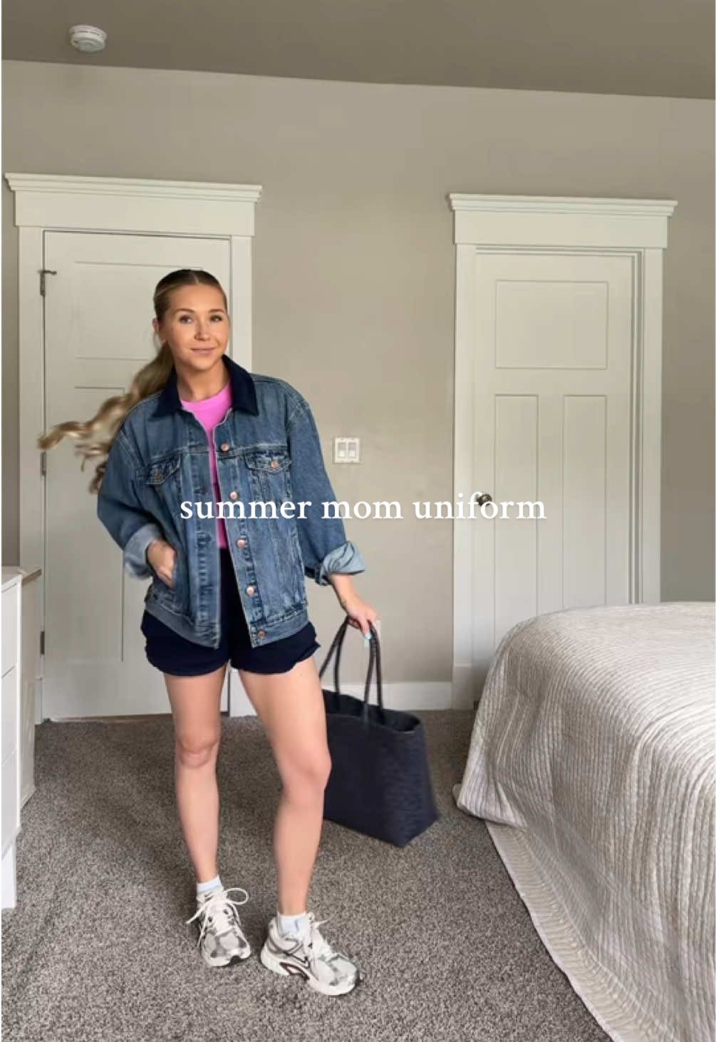 My summer mom uniform that will be on repeat!! #momoutfit #OOTD #outfitinspo #SummerFashion #comfyclothes #gap #momuniform #outfitrepeater #denimjacket @gap @madewell 