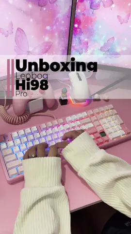 This keyboard is so pretty!! 🌸 #ilycheegami #aula #leobog #leoboghi98pro #keyboard #mechanicalkeyboard #aluminumkeyboard #pink #cute #girly 