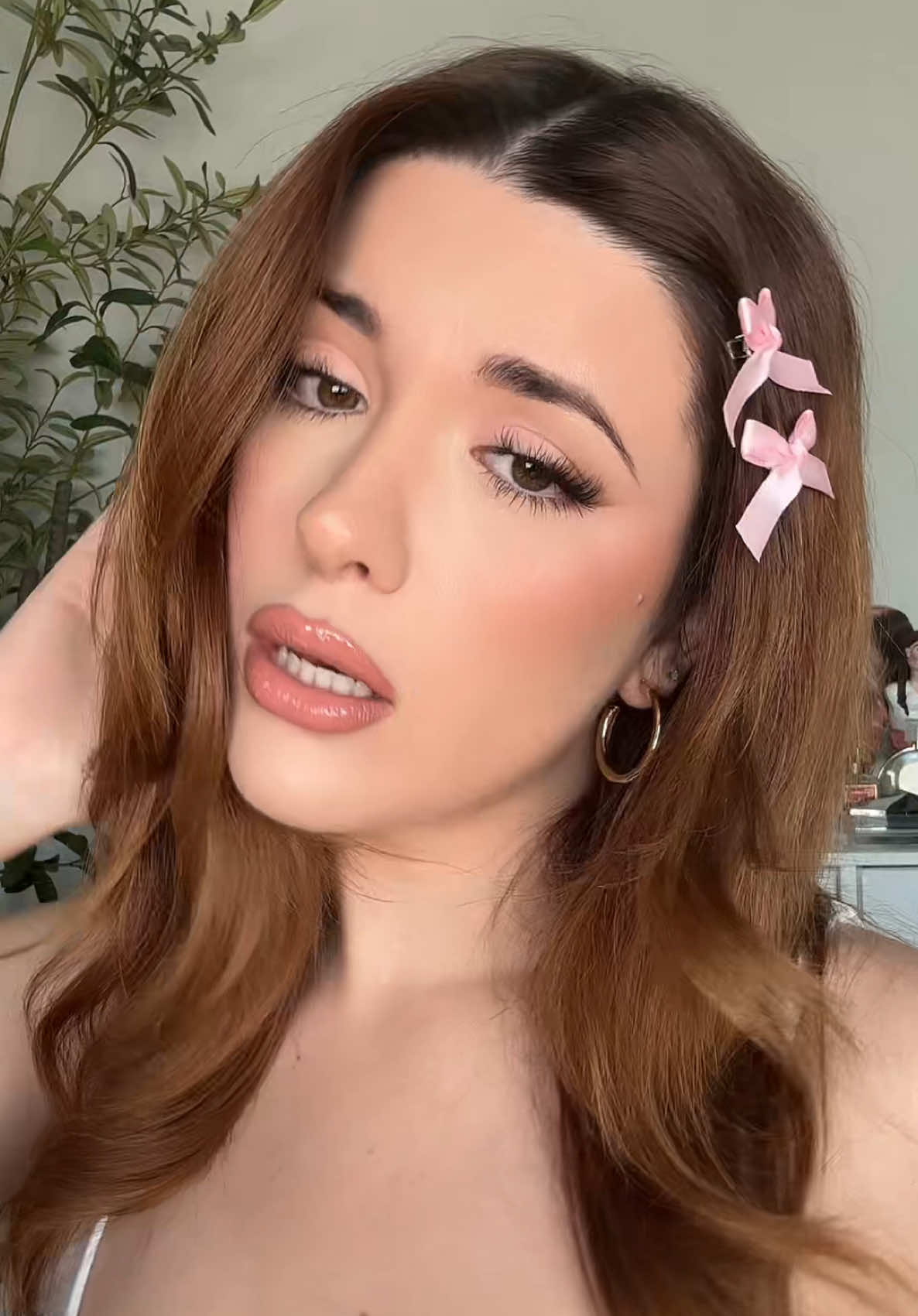 A little soft girl glam for ya 