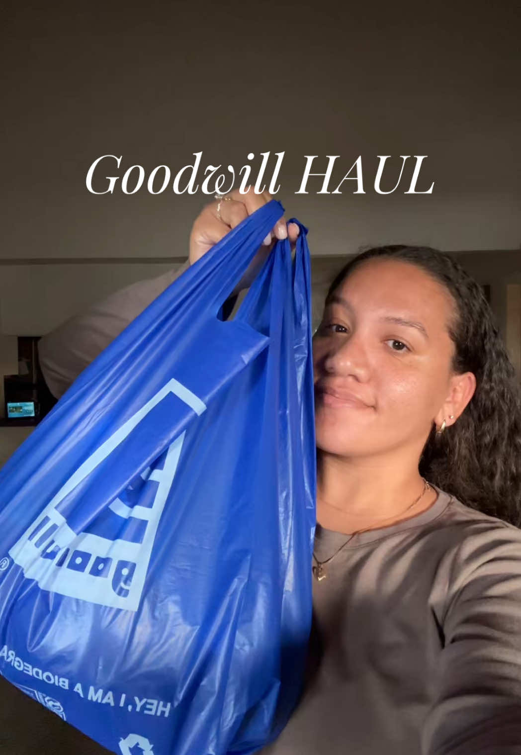Thrift/Goodwill Haul 💛 #thrifthaul #goodwillhaul #haul #shoppinghaul #thriftshopping #thriftwithme #thrifting #luluemon #bananarepublic #brandymelville #shopping #fashion #butteryellow #lululemonleggings #thriftinghaul #thriftstore #consignmenthaul 