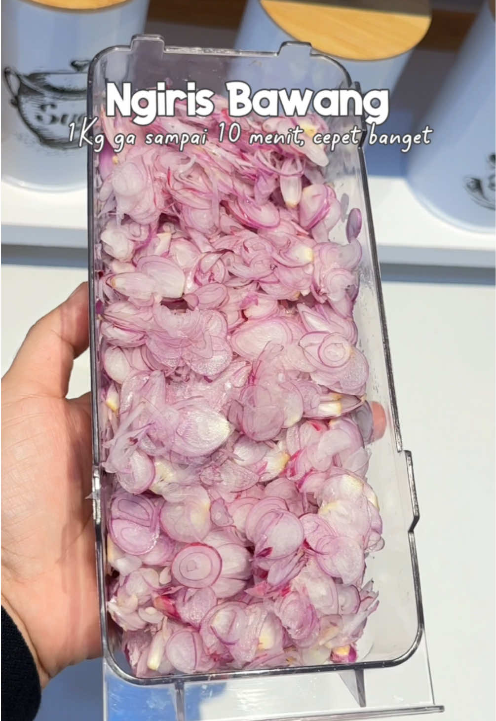 Ngiris bawang 1Kg ga sampai 10 menit. #parutanbawang #parutanserbaguna #parutanmultifungsi #pemarutsayuran #perlengkapandapur 