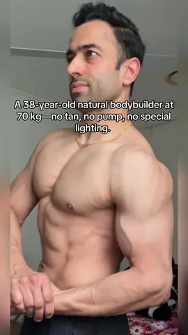 Never underestimate the strength built naturally.💪💪 . . . . .. . . . . . . . . . . . . . . .. . . . #fyp #foryou #naturalbodybuilding #tiktokviral #gym #aesthetic 