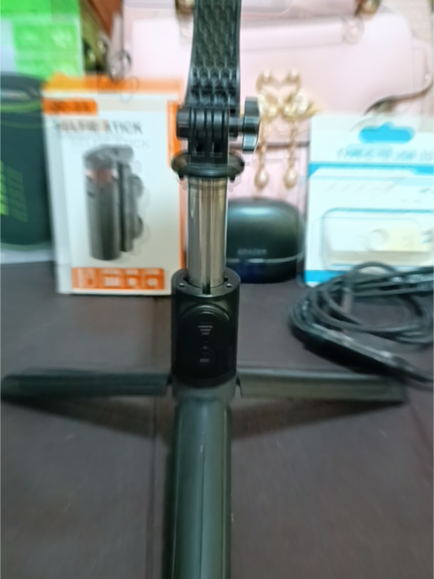 #SelfieStick #tripod Tripod Wireless Bluetooth Phone Stand Phone Holder Remote Control