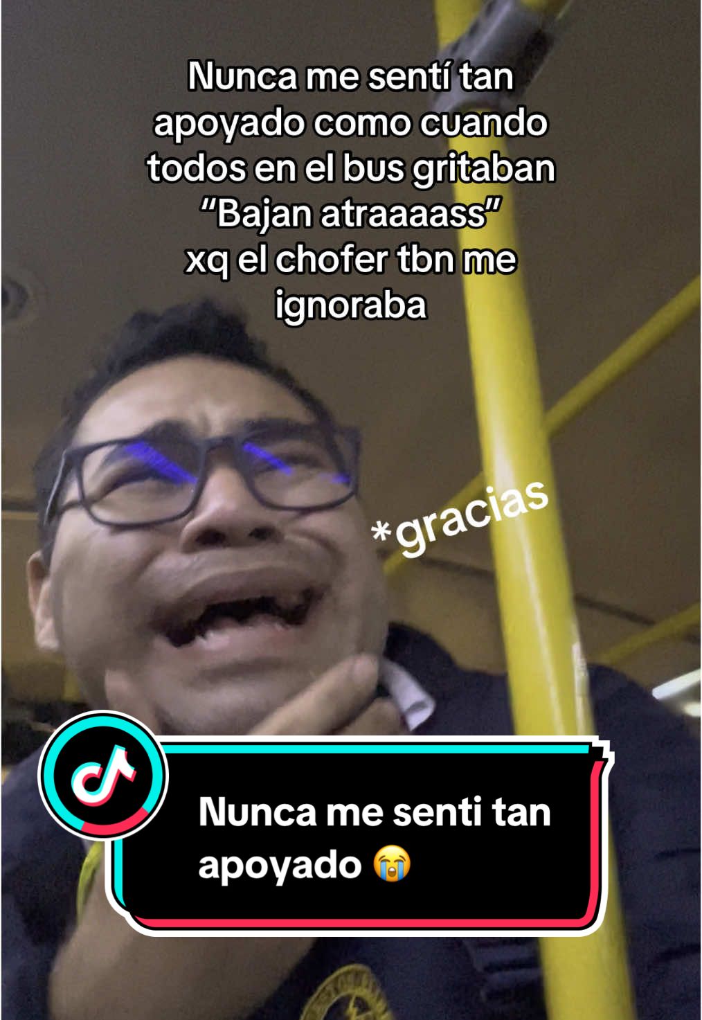 Gracias por tanto apoyo 🥹😭 #apoyo #bus #anecdota #vergonzoso #humor #comedia #cualquierparecidoconlarealidad #chinitogugu 