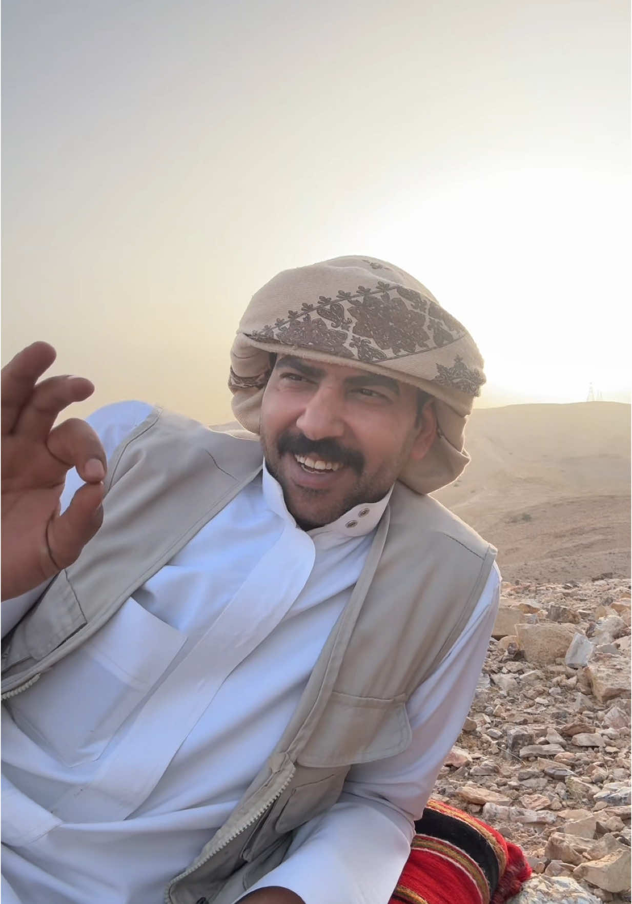 يا الله عسانا من لطيفين الشعور  ‏أهل القلوب اللي طغى فيها البياض