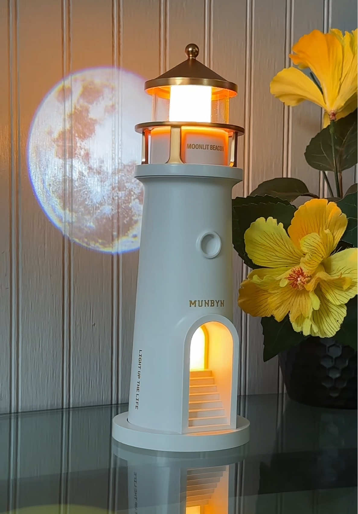Cutest Night light I have ever seen 🌕#MUNBYN#Nightlight#moonlamp#projector #affordable #tiktokshopfinds #tiktokshopusa #creatorsearchinsights 