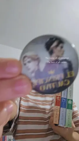 Adivinen quien esta saliendo de su bloqueo lector despues de 3 mesesotes, gracias a esta trilogia. || #captiveprince #captiveprincelaurent #damenofakielos #laurentofvere #princesgambit #kingsrising #principecautivo #cspacat #BookTok #booktokbrasil #booksbooksbooks #bookstan #book #wattpad #BookRecommendations #librosrecomendados📚 #libroslibroslibros #librosen60seg #libros #booktokmexico #bookstan #booklover #fy #fyp #viral