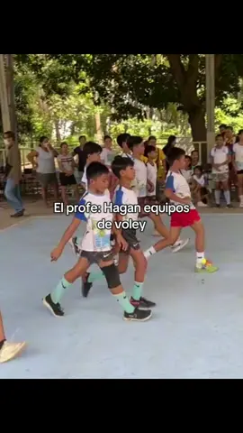 Chikes es humor || #fpyシ #viral #parati #volleyball @TikTok @《•♡Zara♡•》 @Dani ⋆.𐙚  ͛ @𝙳 @ninjablanc0 