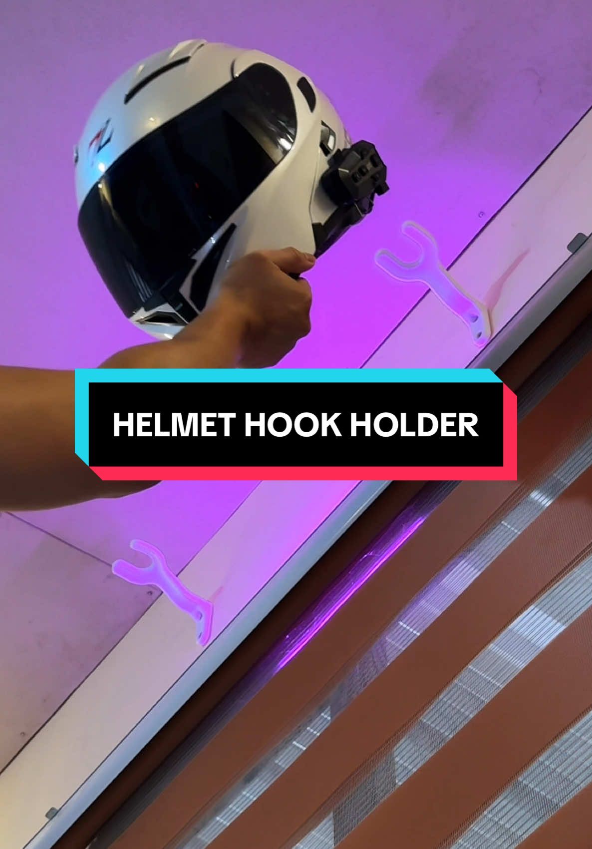 Helmet hook holder na heavy duty at di madaling mabali? Must try this✅💯 #helmetholder #helmethook #rider #organizer 