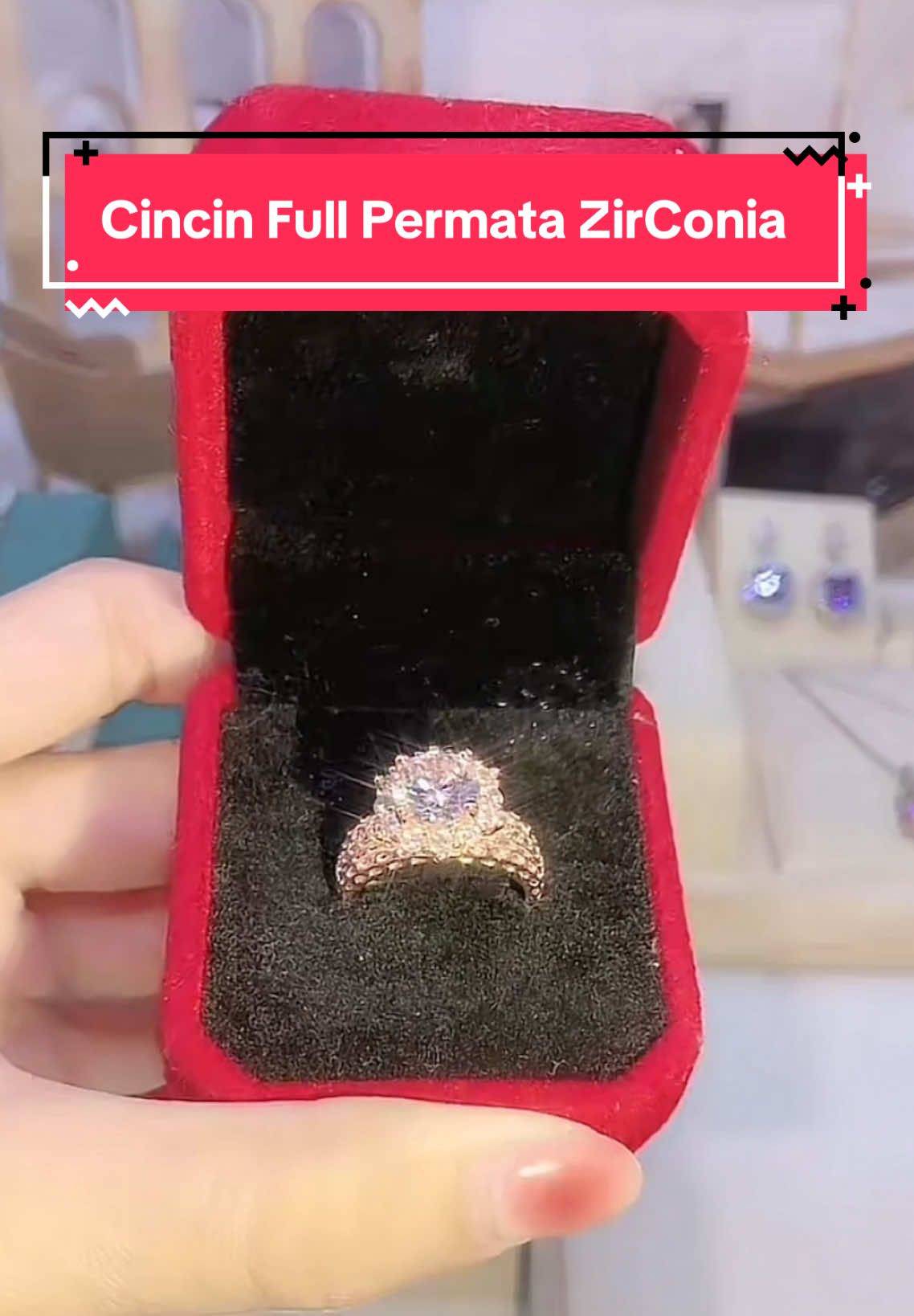Cincin Platinum Full Permata ZirConia .. Ring Rose Gold Anti Karat Anti Luntur Anti Berubah Warnanya Garansi 1 Tahun Free Box Cantik #cincin #platinum #permata #zirconia #rosegold #accessories #wanita #fyp #fouryou #feshion #kondangan #arisan #acara #party #kumpulkeluarga #motivation #kado #kadopacar #kadoulangtahun #kadounik #couple #hadiah #wisuda #hadiahpacar #perhiasan #aniversary #jewellery #jewelry 