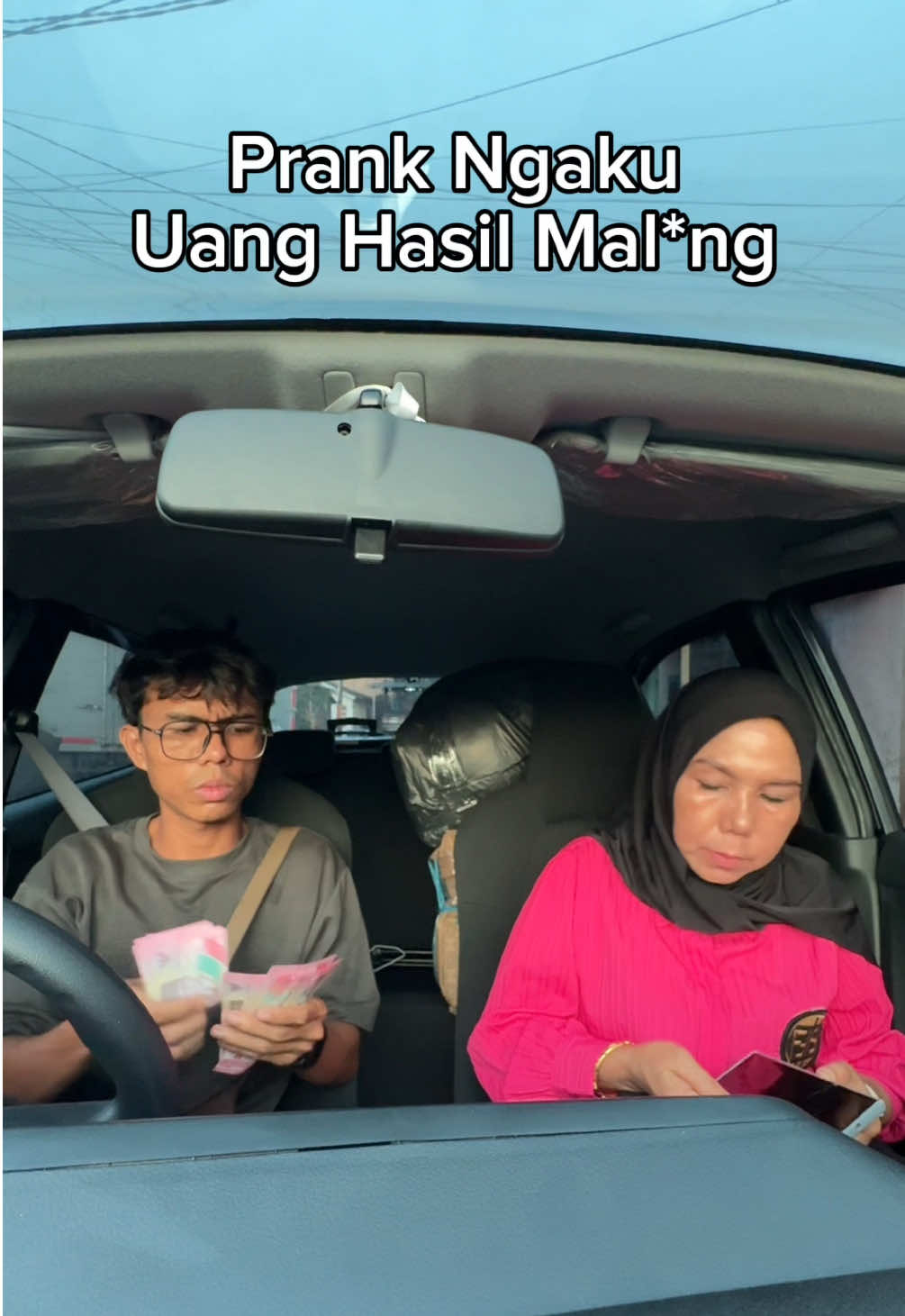 Hahahaahaha di ambil juga pun #fakesituation #fakebodyy⚠️ #fakesituation⚠️ #funnyvideos #funny #dioprayogii #makbarbar 