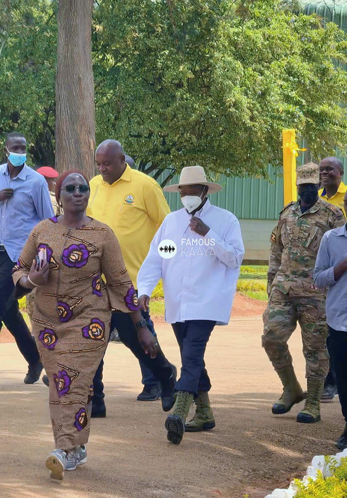 The sole elderly gentleman along the Equator, distinguished by his cap and walking with the vigor of someone who appears to have a newly installed engine within him, is Yoweri Kaguta Museveni. #walking #fast #museveni #muhoozikainerugaba #fyp 