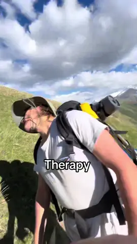 Une p’tit sieste sa fais pas de mal 😴😴 @yanis #pourtoiii #fyp #montagne #therapy #bivouac @Forest Mountain⛰️ merci pour l’idée