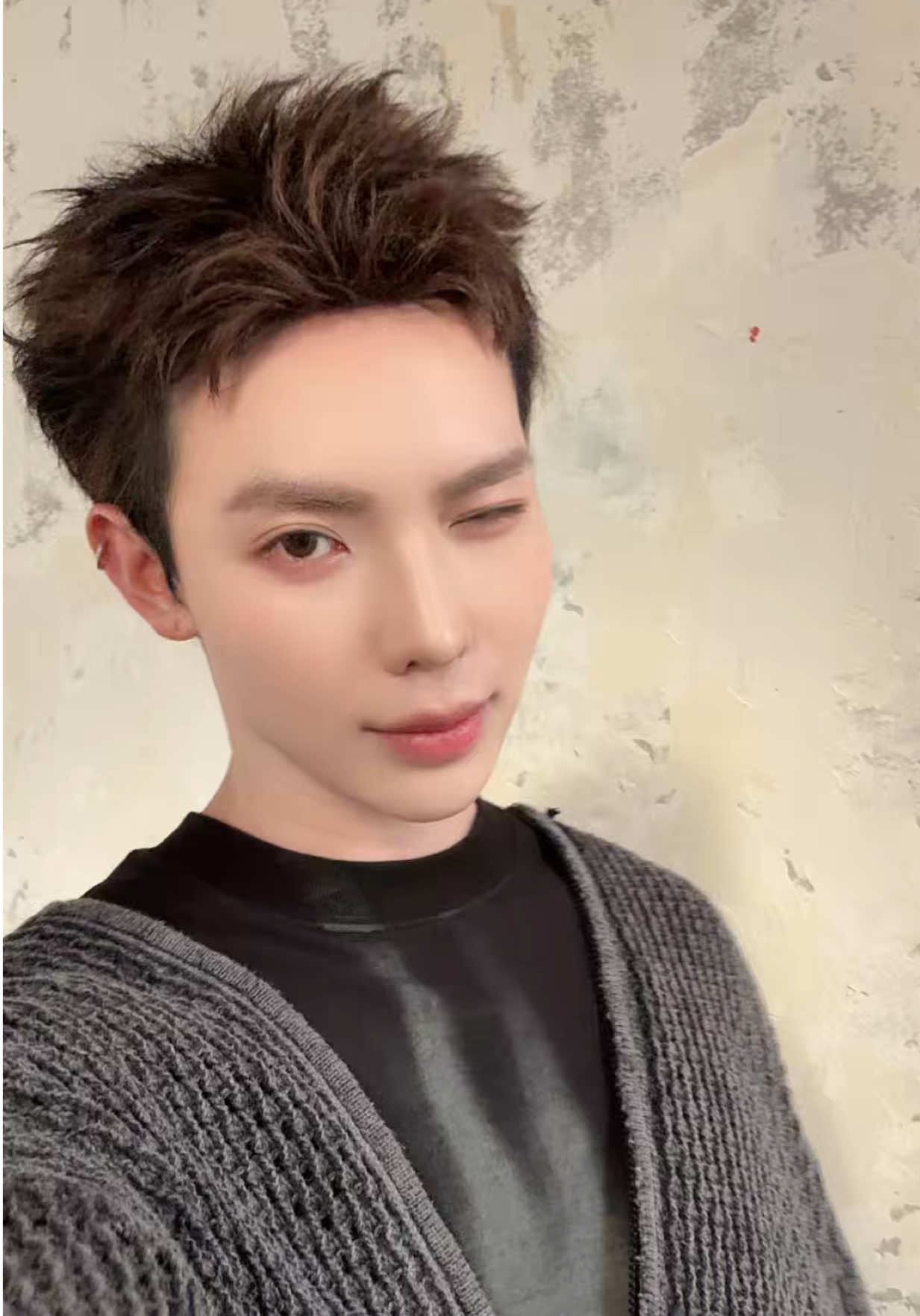 Làm hề bữa giờ rồi, quay lại nhảy nhót vận động xương khớp tí thui 🥱 #tiktokgiaitri 