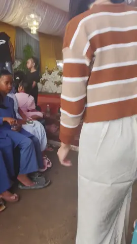 terima kasih jemput kami di kawin kalau dah kawin lagi insyaallah kakak alya datang lagi iya k bai ✋✋✋✋✋#fypage #viral 