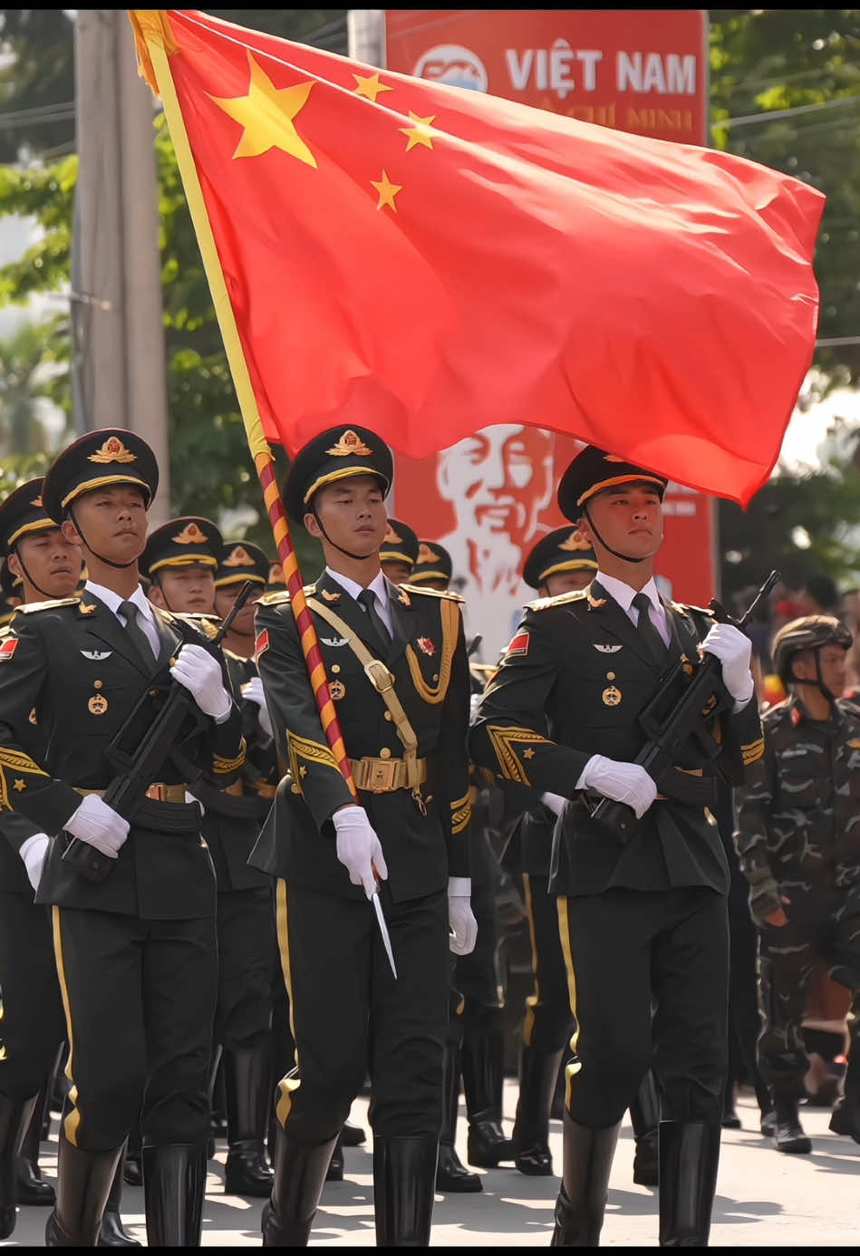 tui up đây rùi nhen mn lưu dzui 🫶🏻 toàn gọi nickname 3 bạn là 3 ae siu nhân nhma vid này đẹp cho khen cái 😏🫵🏻