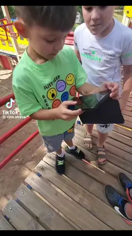 #CapCut #fyp #funny #meme #funnytiktok #funnymeme #kid #kids #playground #phonk #satire #music #fy #foryou #foryoupage #fypシ゚ #icantthinkofanymorehashtags 