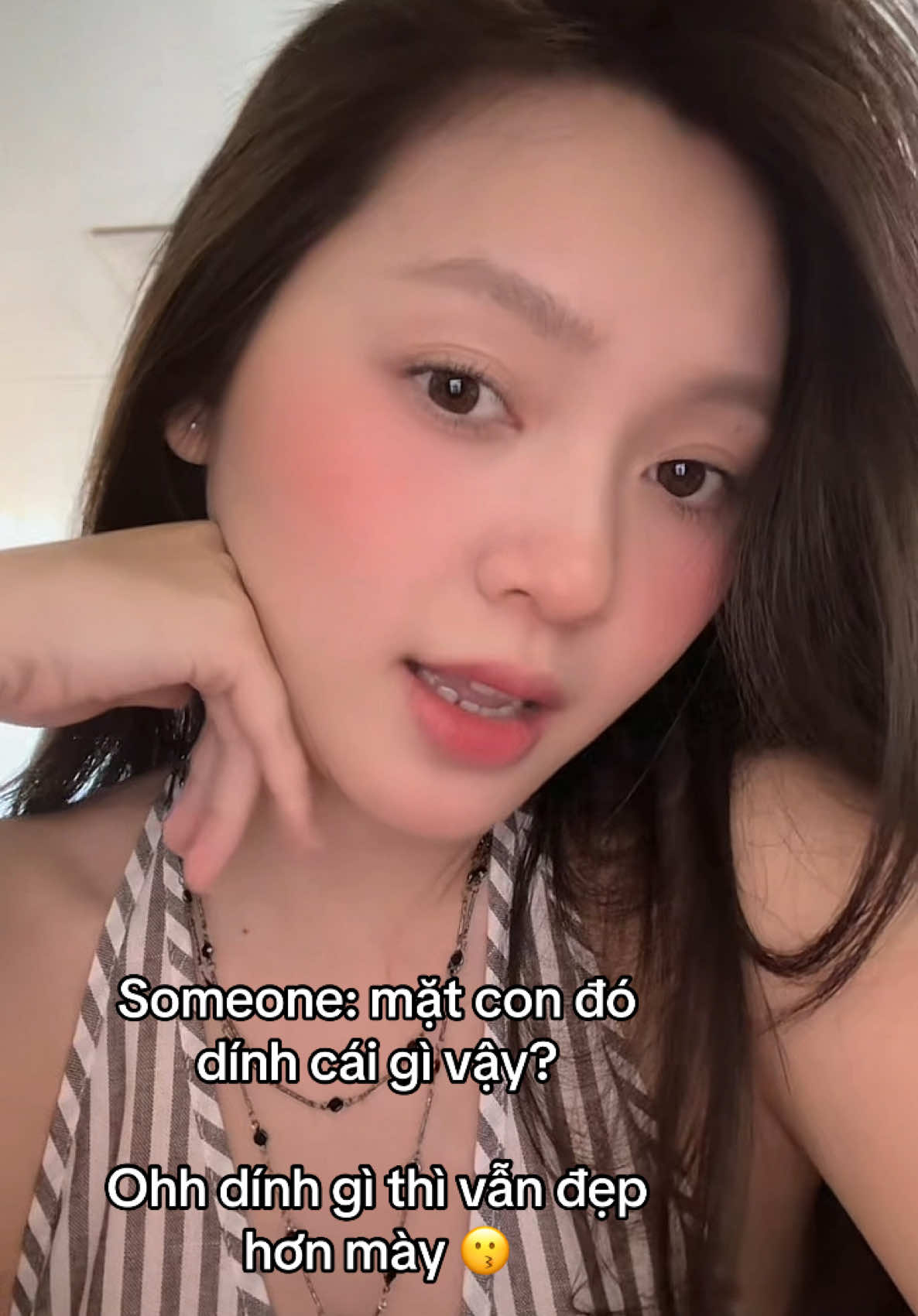 Ôh chị không care 😗
