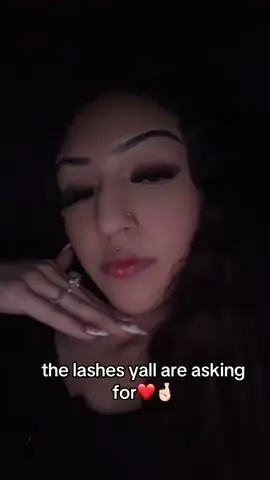 i have the very first ones the ones that are full ! #fypagee #haters #fypシ゚ #lashes 