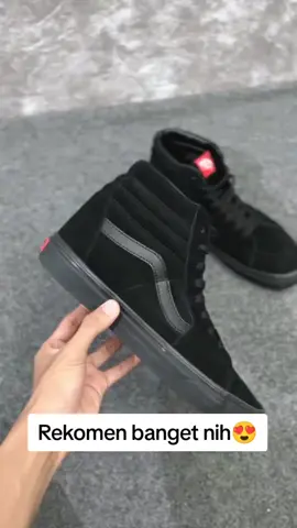 cakep buat sekulah😍 #fypage #sepatucasual #vans #sepatusekolah #sepatusneaker 