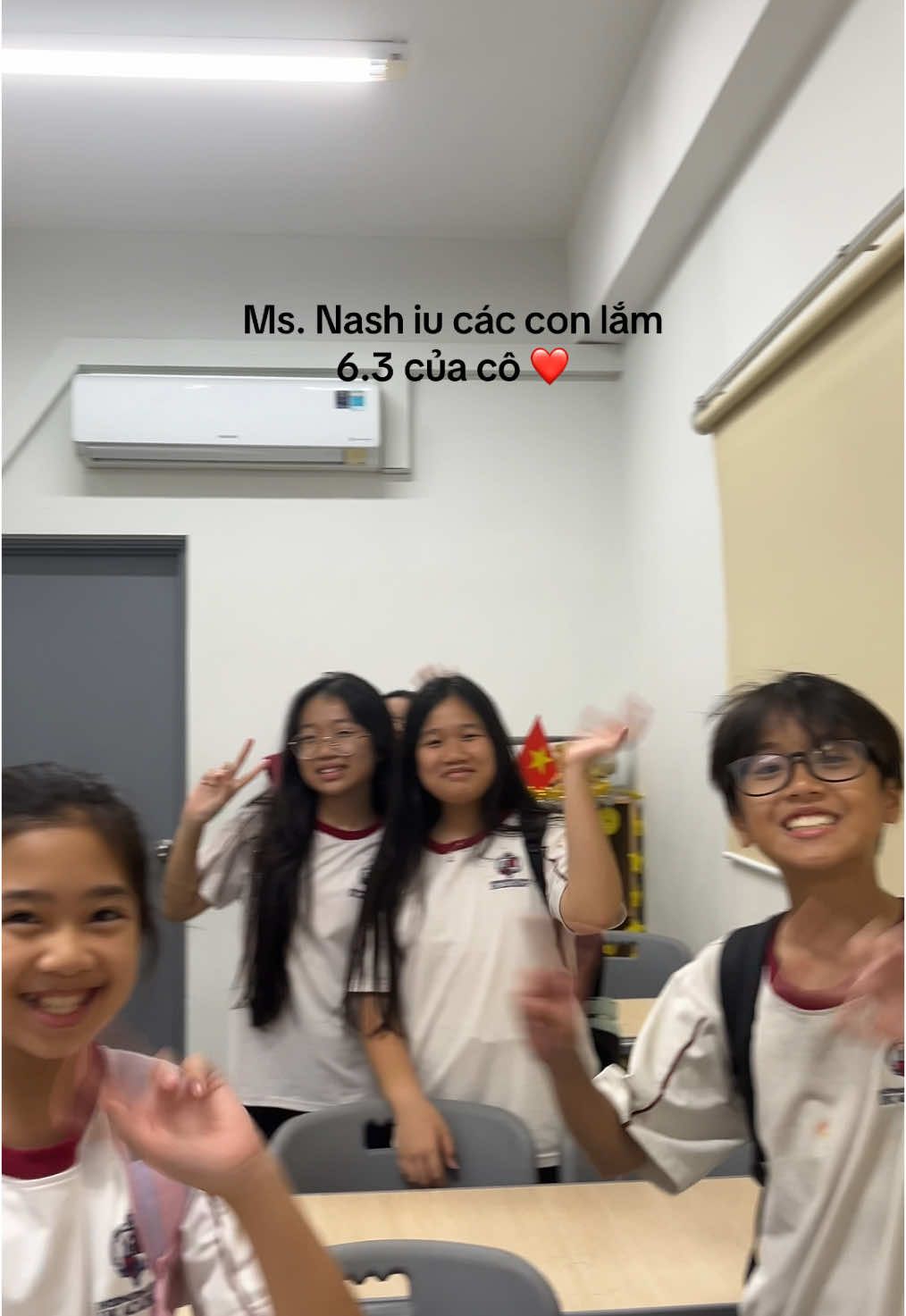 Năm đầu làm chủ nhiệm lớp 6, các con mãi là kỉ niệm đẹp nhất của cô, yêu 6.3 ❤️ #nashhuyennguyen #teacher #LearnOnTikTok 