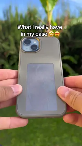 If you have an iPhone, you need this case 🤩😍 #case #digitalcase #iphonecase #caseiphone #gift #couple 