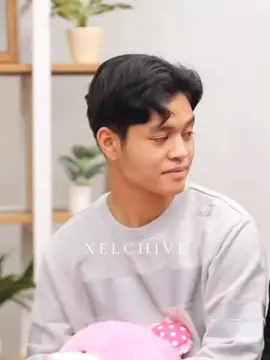 even though we have never met in person, you have become an important part of my life. i hope you are always happy and healthy, because your happiness means a lot to us. continue to be amazing and i will always support you from here. semangat selalu abang! @Axelo ☺️🌟 #axeloidol #axelnababan #indonesianidol #indonesianidol2025 #axelovers #fyp #xyzbcafypシ #zyxcbaシ #foryou #❤️❤️ #nyomanpaul #sekarangdanselamanya 