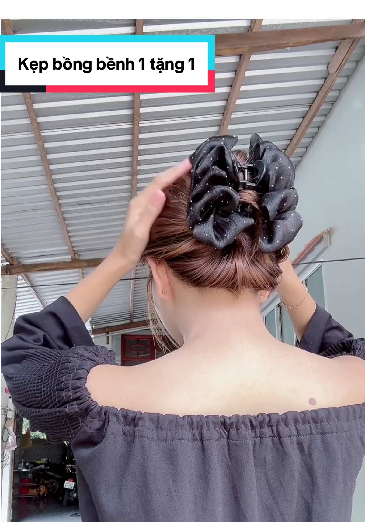 Trả lời @Trúc Nọng nhìn vô tưởng tóc nhiều dữ lắm ai dè em có mấy cọng á#mebimreview #mebim #keptoc #keptocnu #keptocbongbenh  @Em bé tháng tư nè 