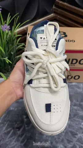 #sepatuslipon #sepatuwanita #sepatu #sneakers #weekend #fyp #fypシ゚ #sepatumurahberkualitas #sepatukeren