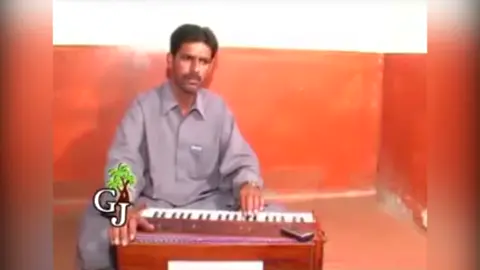 زبیر مختار داتگیں گانا شمۓ دیما اُستاد رسول بخش فرید;