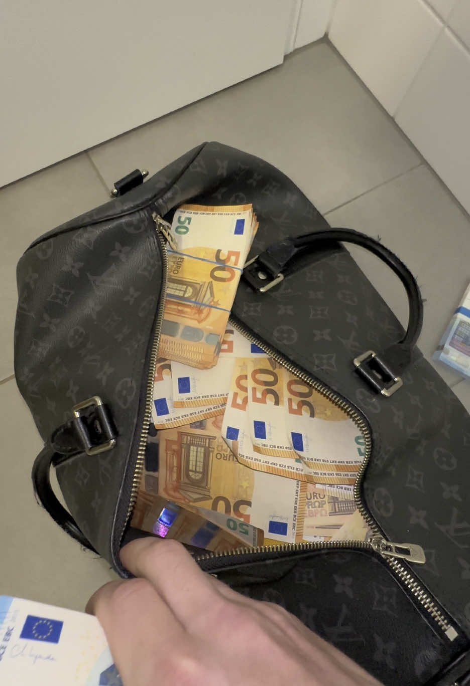#money 