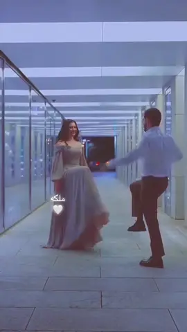 ملکه🤍