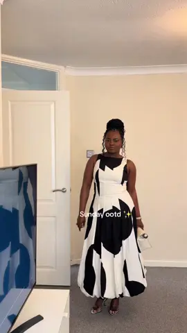Happy Sunday loves 🤭😮‍💨 Need to get y’all in on this dresssss ZARAAAAA😭😭😭 leave my neck  😂 #churchtiktok #sundayoutfit #foruyou #styleinspo 