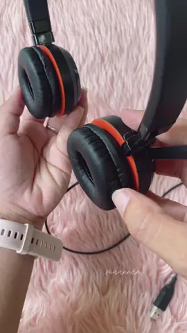 found the most comfy and softest replacement earpads for jabra evolve headphones >> #earphone #jabra #headset #jabraevolve20 #earpads #replacement 