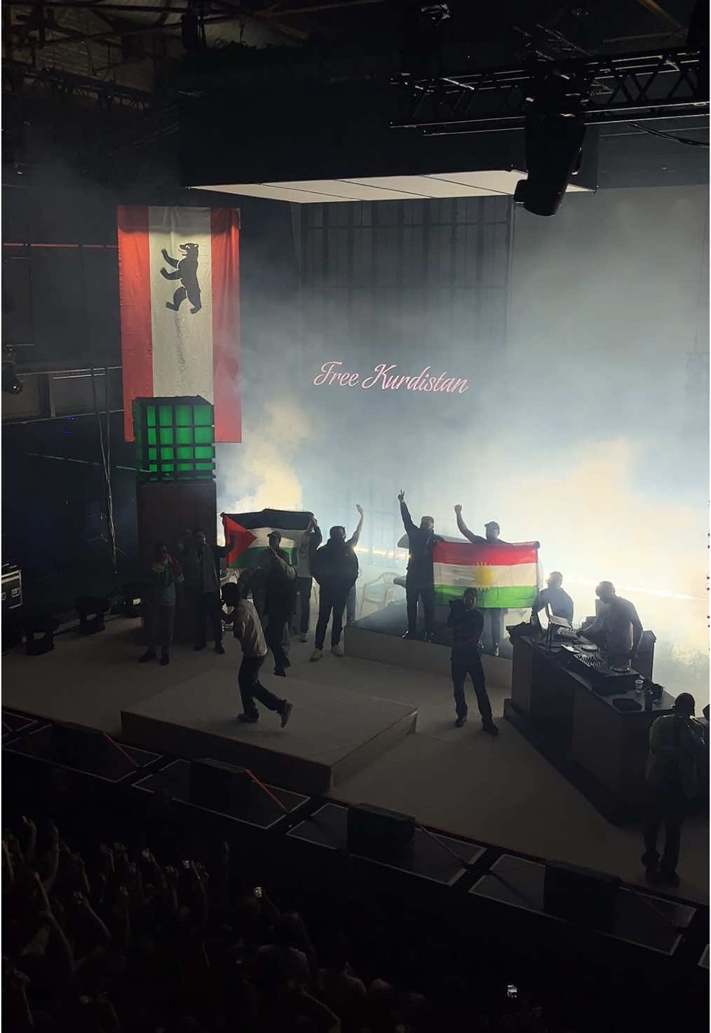 Pashanim Köln ❤️☀️💚 #pashanim #canonulldreinull #köln #palladium 