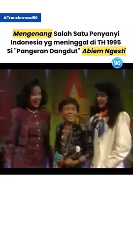 Artis top nike dan abiem meninggal di tahun yang sama 😢 || Anak 90-an pasti mengenal sosok Abiem Ngesti. Ia meniti karier sebagai penyanyi cilik yang populer di genre dangdut dengan lagu paling hitsnya, Pangeran Dangdut. Ketika usianya 16 tahun, Abiem mengalami kecelakaan di Jalan Tol Jakarta-Cikampek pada 19 Agustus 1995. Mobil yang mengangkutnya bersama keluarga dari Kudus, Jawa Tengah, menabrak truk gandeng yang berhenti di bahu jalan. #abiemngesti #pangerandangdut #nikeardilla #nostalgia #transformasi #transformasi90 