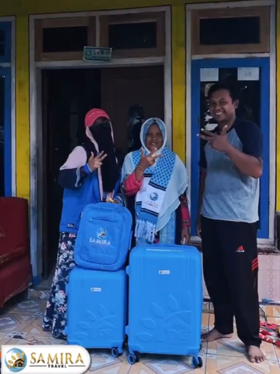 Pengiriman koper ke salah satu jamaah umroh wiluwidy di desa Sukadana kec.Tuk Dana Indramayu,,, Insha Allah dilancarkan sampai hari H ,,,Aamiin ya rabbal alamin.