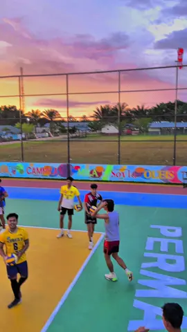 #CapCut suasana latihan sore #volleyball #volleyballworld #vollyasik #fyp #vollyasik #CapCut @zaenal arifin @Bima Bayu Aji @iqbalalasy @zombieee🧟‍♂️ @exsa @Aaaaddiitt @prayoga sport @Berrydago03 @Afin 