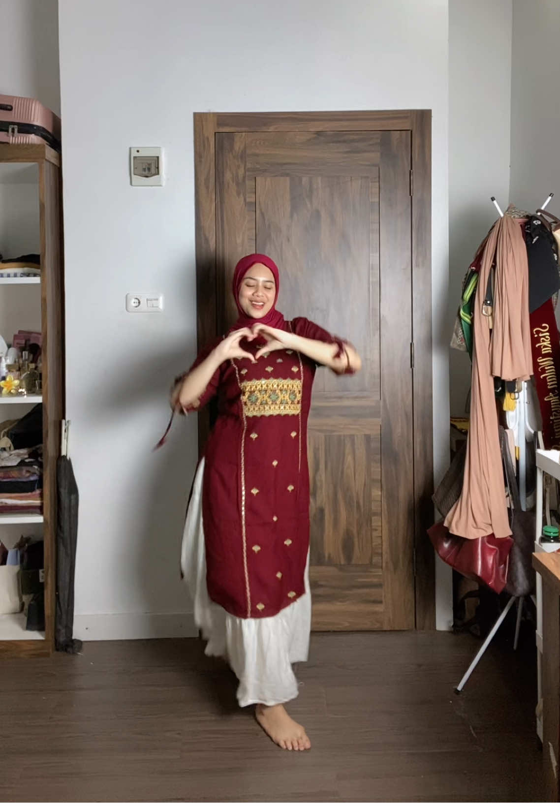 #bollywood #trend #bollywoodsongs #india #bollywooddance #dholna 
