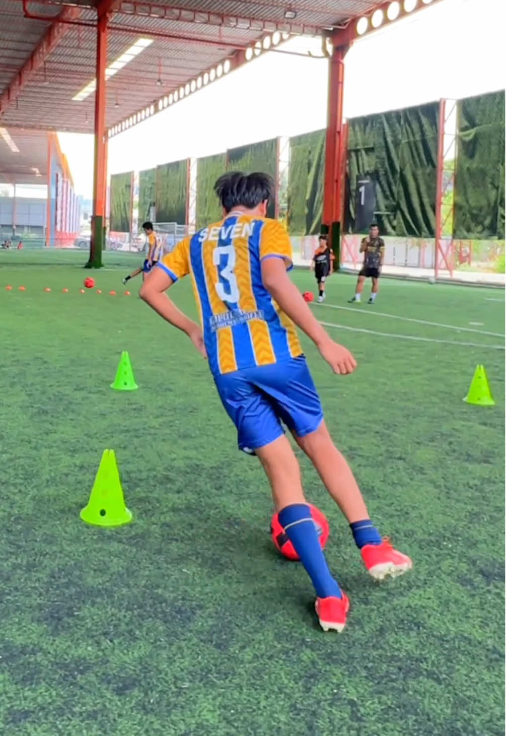 Foundational strength and discipline are vital to sustained success. . . #goldenbootacademythailand #football #bangna #gdb #footballacademy #ฟุตบอลบางนา #ฟุตบอลไทย #ฟุตบอล #ฟุตบอลเด็ก 
