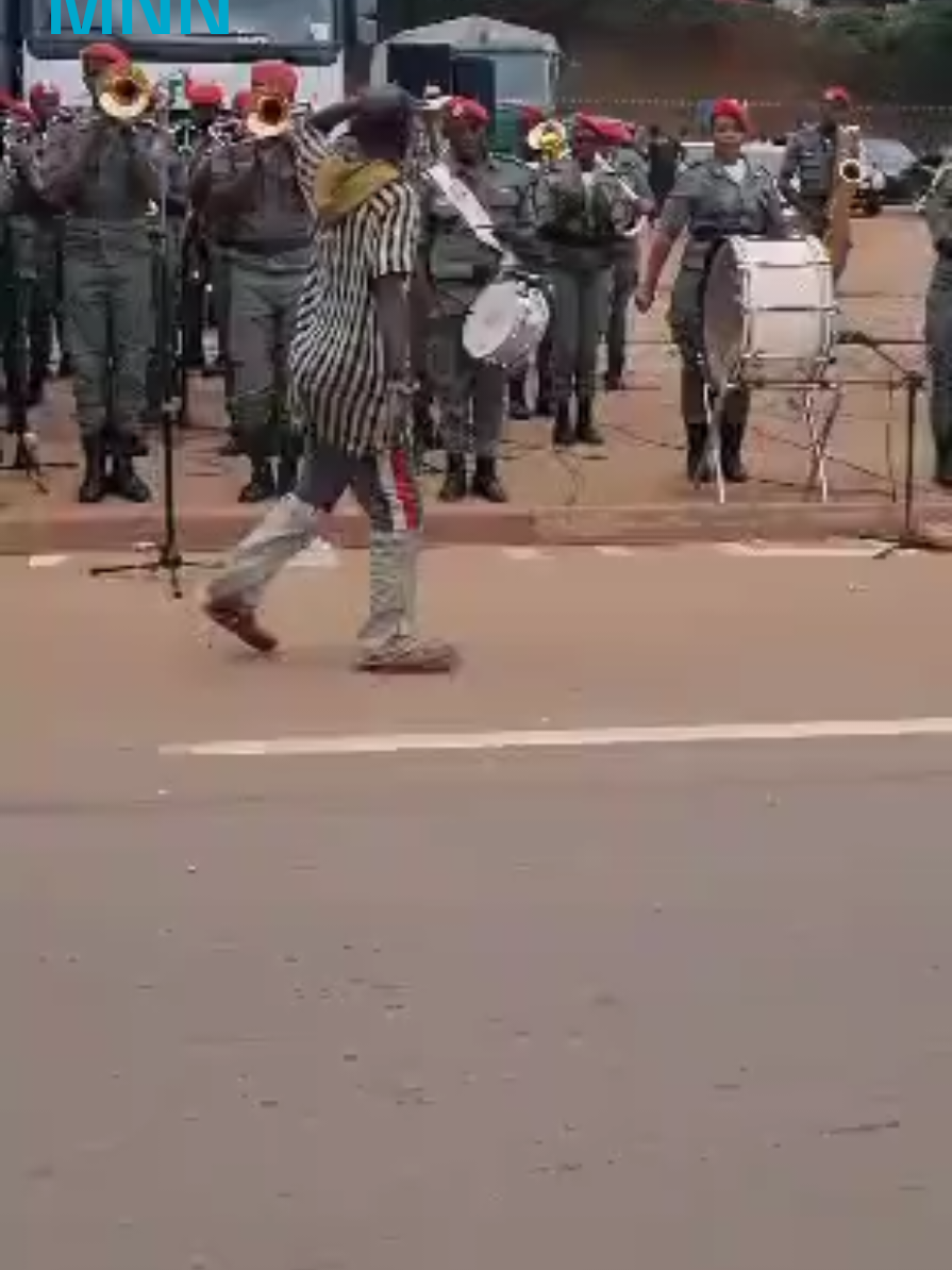 La fête de l'unité c'est pour TOUS les Camerounais sans exception...À la répétition générale au blvd du 20 Mai à Yde hier...☺️