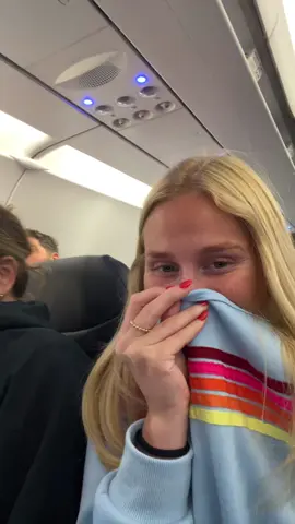 don’t fart please 💨✈️ #comedytiktok #comedy #funny 