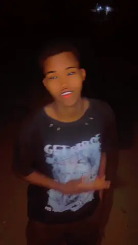 @Fayzal Ropino @Ahmett🥷🤍 @inA m0HaMeTh🎀❤️‍🩹🫀 #Repost #somalitiktok #pasaport #👸👑queen👑👸 