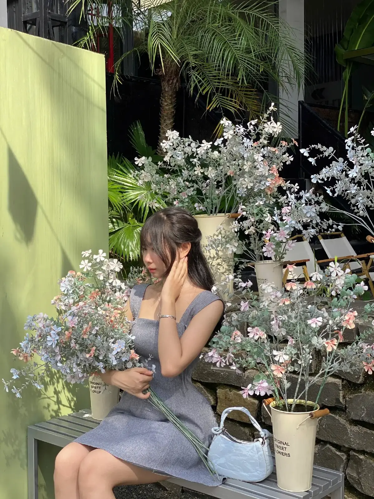 :Ngày hôm nay anh như thế nào🌱 Nhẹ nhàng như mây hay dịu dàng như em… #xh.