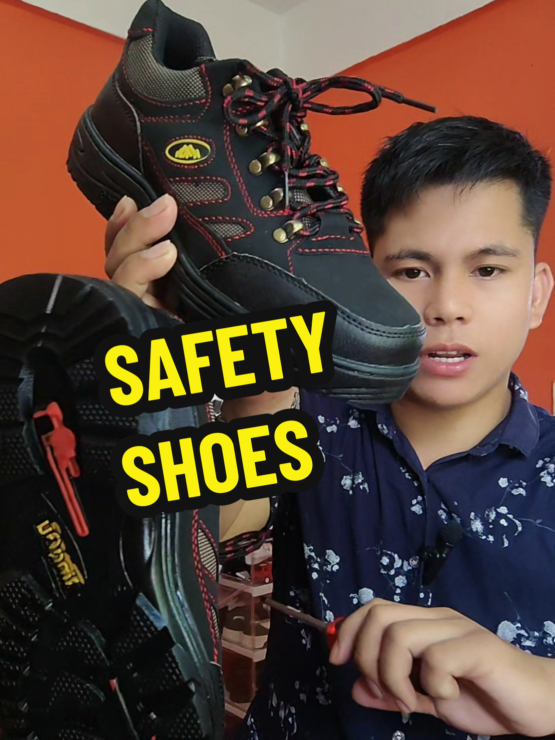 Safety Shoes na Mura, pero High Quality!! #safetyshoes #safetyshoesformen #safetyfirst #construction #boots #shoesformen #workshoes 