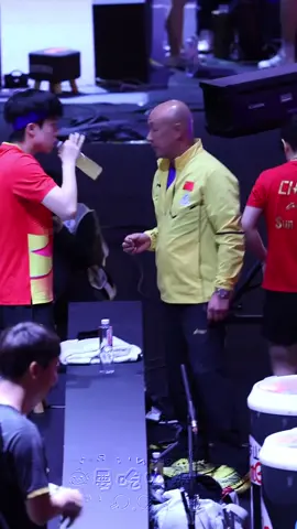 Chúng ta sẽ được thấy cảnh bé gấp khăn chờ đợi anh bé đeo đai bánh chè này trong bao lâu nữa đây 🥺 #5114 #shatou #shasha #datou #sunyingsha #wangchuqin #孙颖莎 #王楚钦 