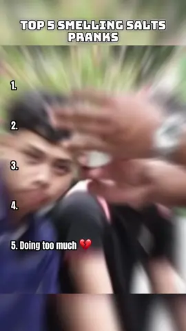🤣💀 #top5 #bestmoments #funnymoment #smellingsalts #prank 