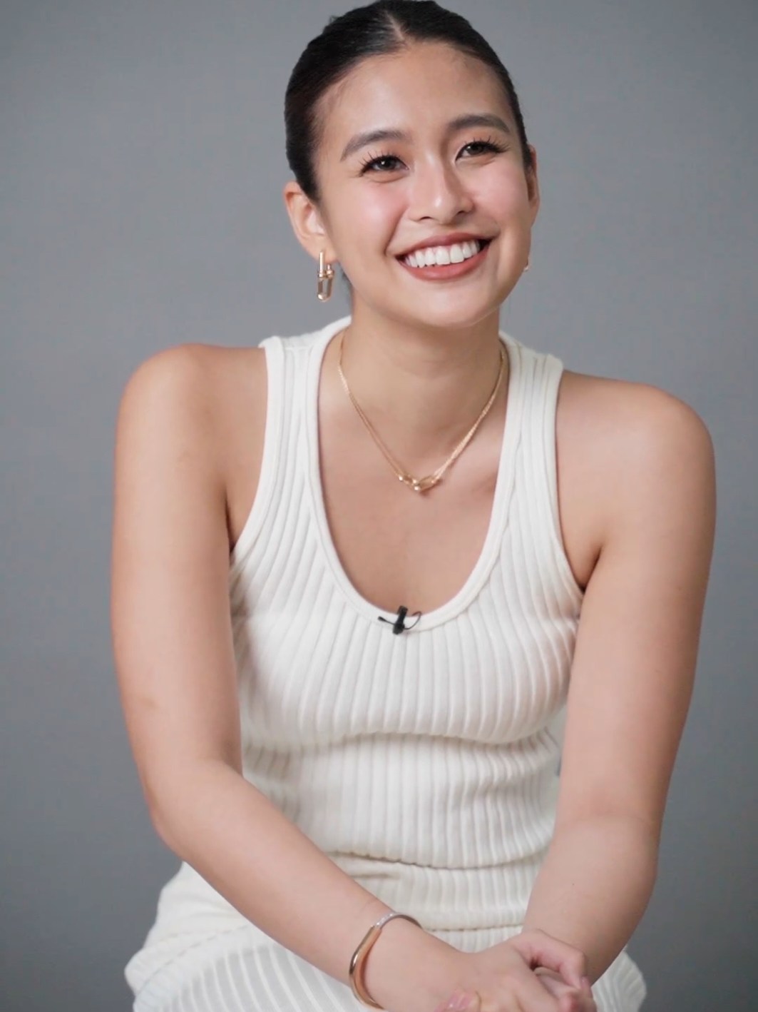 #GabbiGarcia loves being an extrovert. In this candid and exclusive Q&A with #LOfficielPhilippines, our May cover star reflects on life in thr spotlight and shutting down rumors. Video by Kevin Redder Digital Editor Maura Rodriguez @garcia.gabbi 