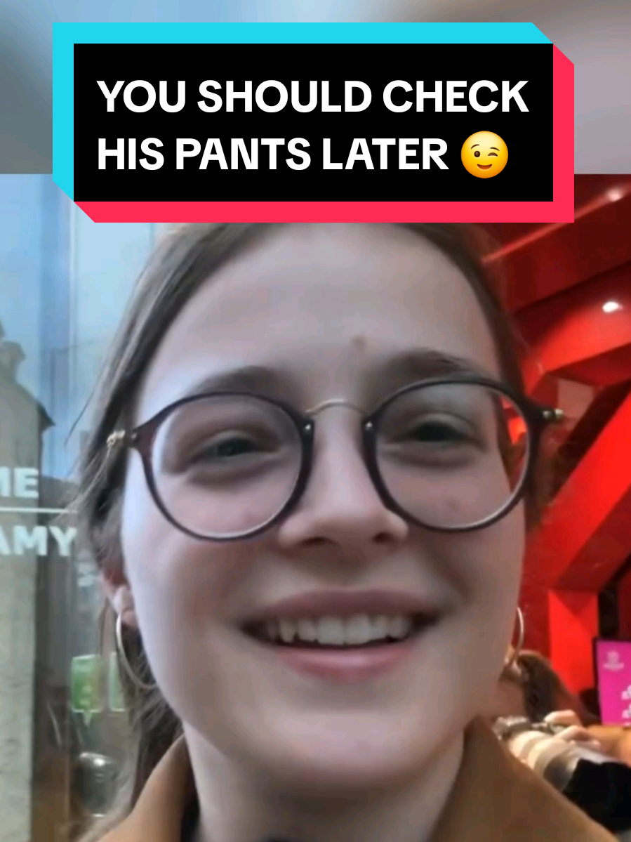 Another weird question from qoqsik, I wonder if the girl actually checked after work 😅 #qoqsik #qoqsik1 @qoqsik #awkward #pants #underwear #embarrassing #twitch #irl #streaming 