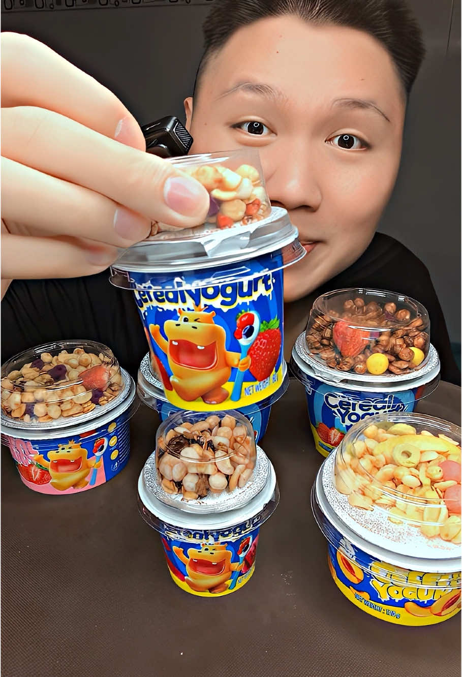 Nay ăn sữa chua ngũ cốc mix hạt nha #suachua #suachuangucoc #sữachua #suachuangucocmixy #tunauan68 #reviewdoan #LearnOnTikTok #reviewanngon #monngonmoingay #ancungtiktok #xuhuong #thinhhanh 